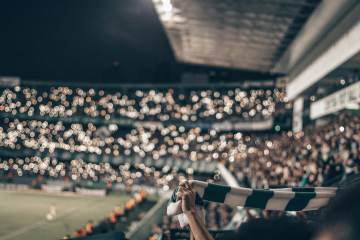 好戏开场🎬 AC米兰（配图示意）